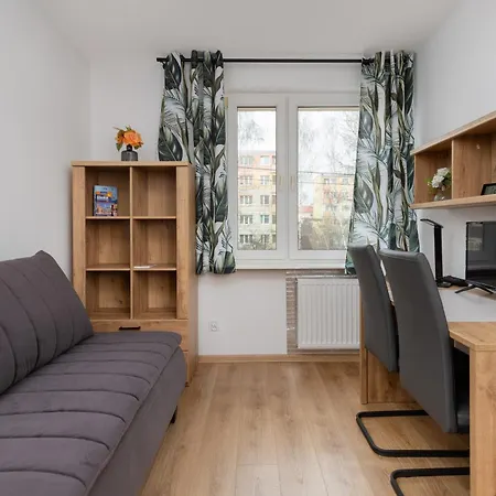 Apartman With 2 Bedroom & Balcony Near The Old Town By Renters